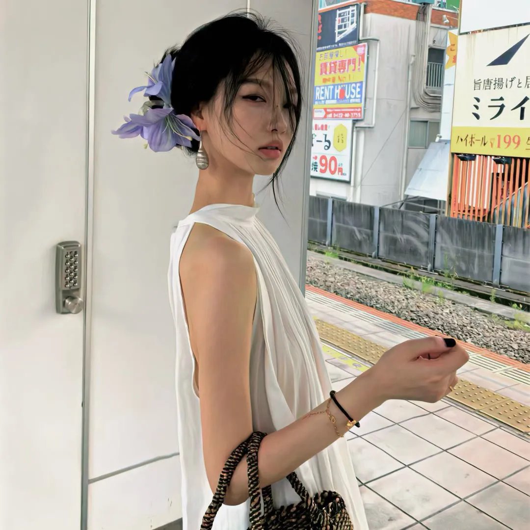 裸女怀春